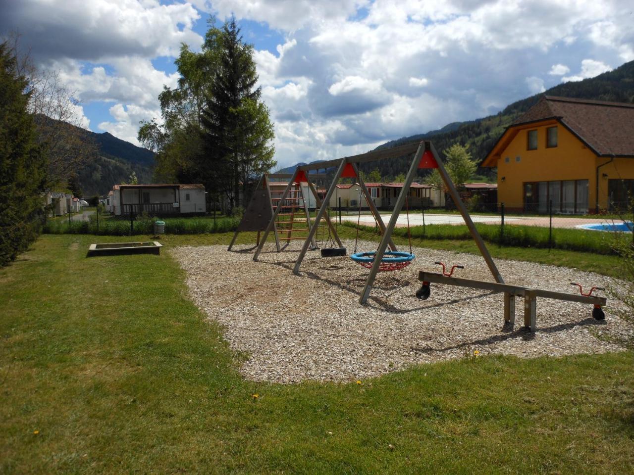 Albatross Mobile Homes On Camping Bella Austria Санкт-Петер-ам-Каммерсберг Экстерьер фото
